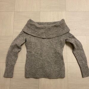 Theory Wool Gray Off-the-Shoulder Sweater